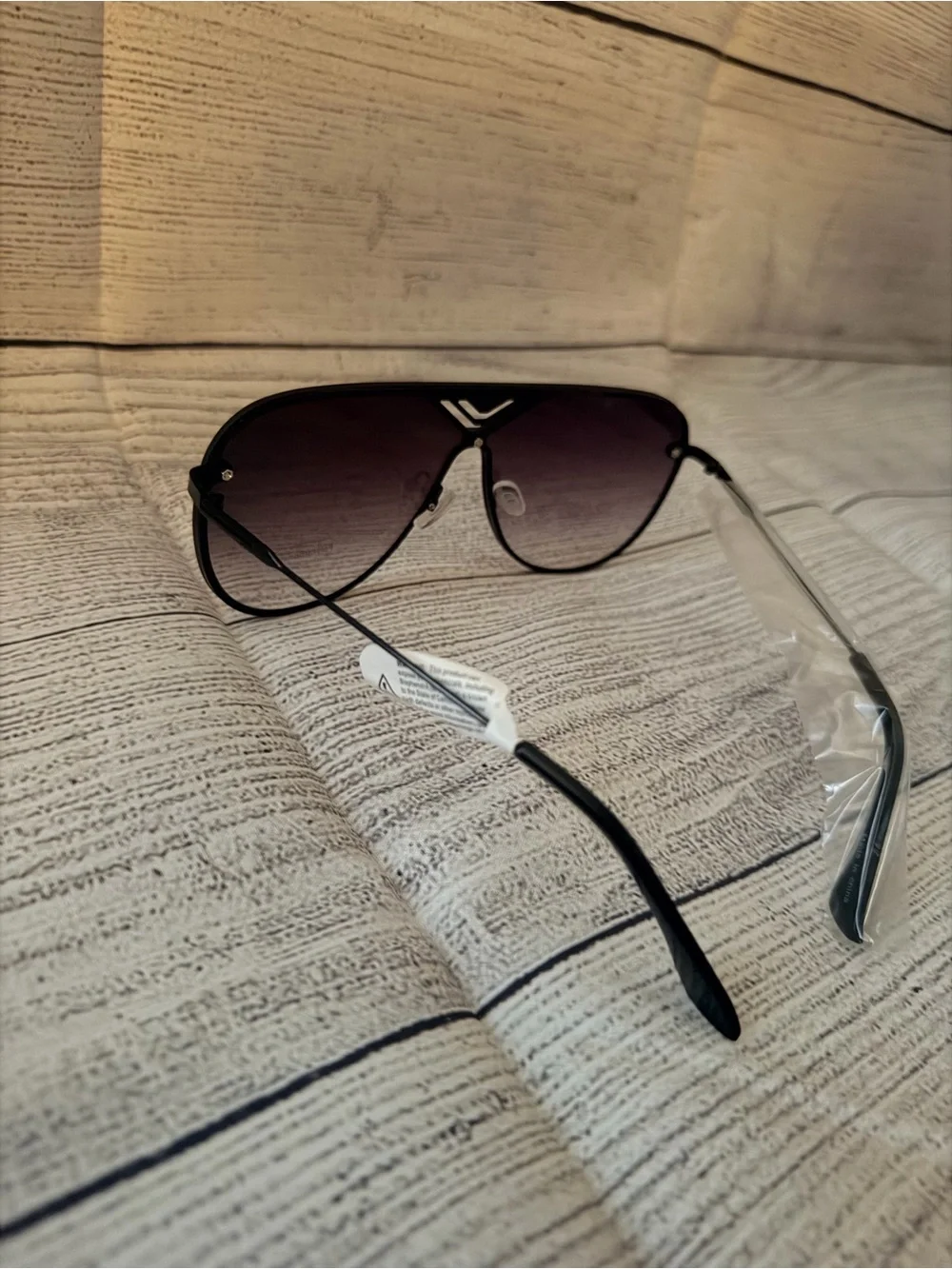 Fashion Nova Brand NEW Women Aviator Sunglasses (Black)🖤